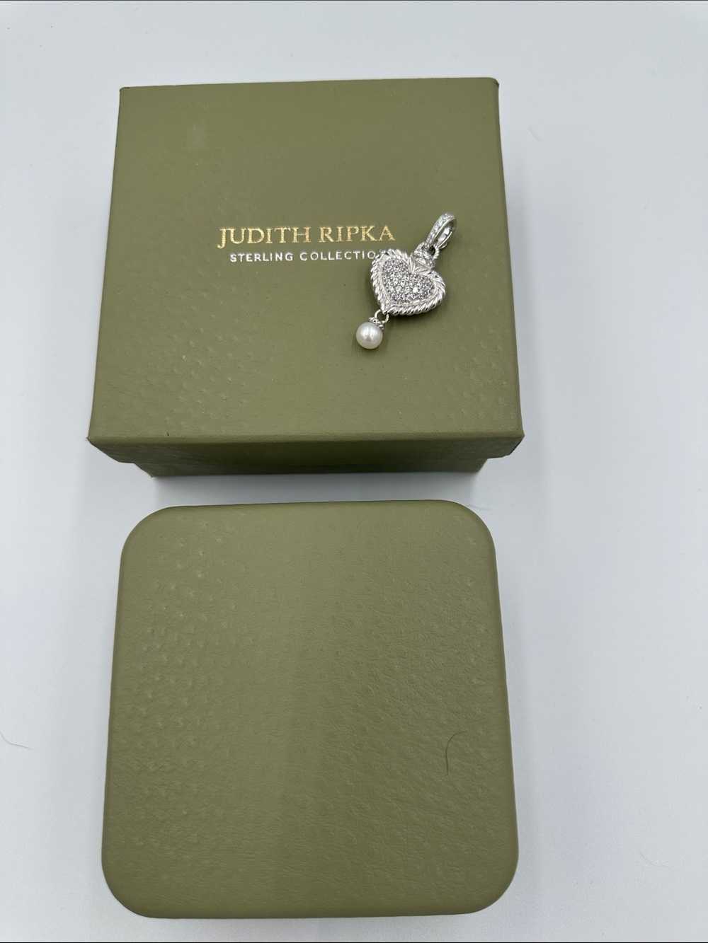 New Judith Ripka 925 Sterling Silver Puffed Heart Dangling Pearl Pendant Charm - Picture 3 of 10